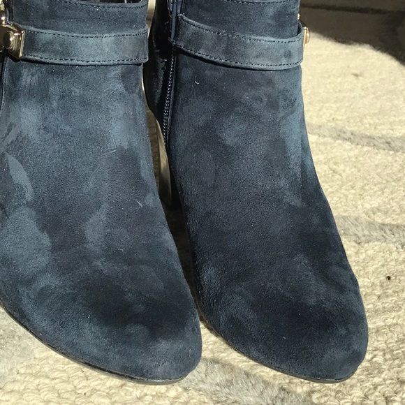 Blue suede booties size 7 - Picture 5 of 12
